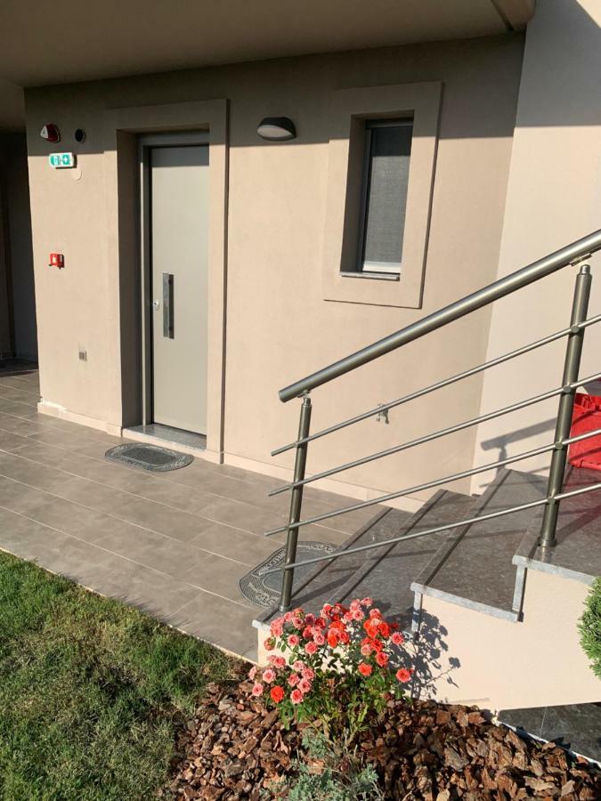 Castella Apartments فوروفورو المظهر الخارجي الصورة