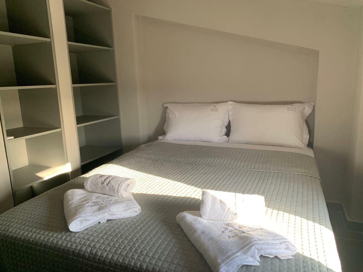Castella Apartments فوروفورو المظهر الخارجي الصورة