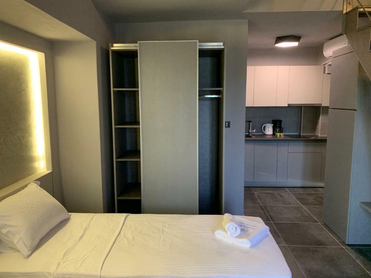 Castella Apartments فوروفورو المظهر الخارجي الصورة