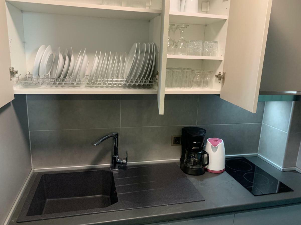 Castella Apartments فوروفورو المظهر الخارجي الصورة